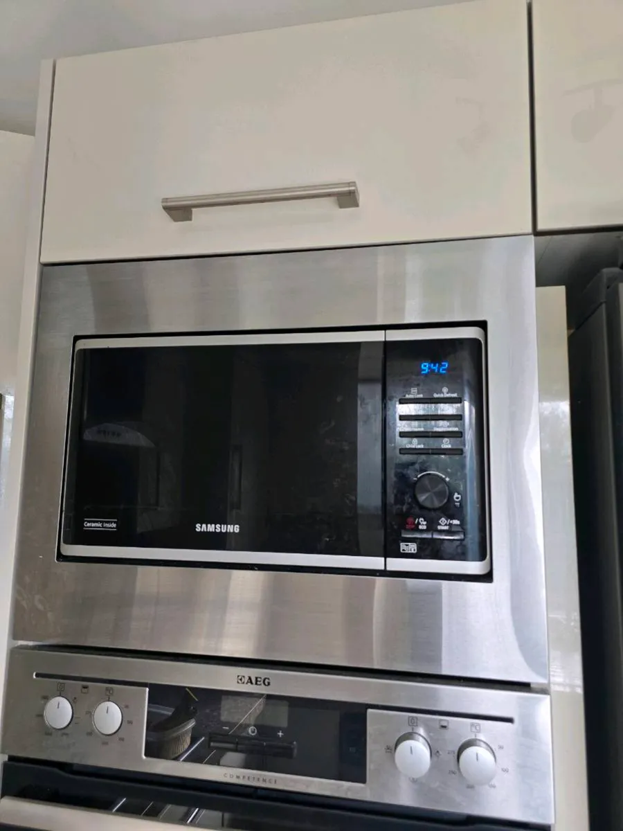 Samsung Built In Microwave - Image 1