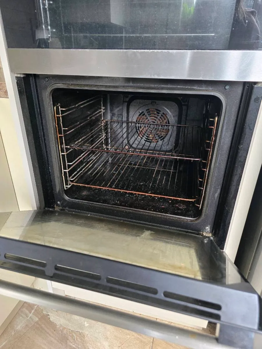 AEG Built in Double Ovem - Image 3