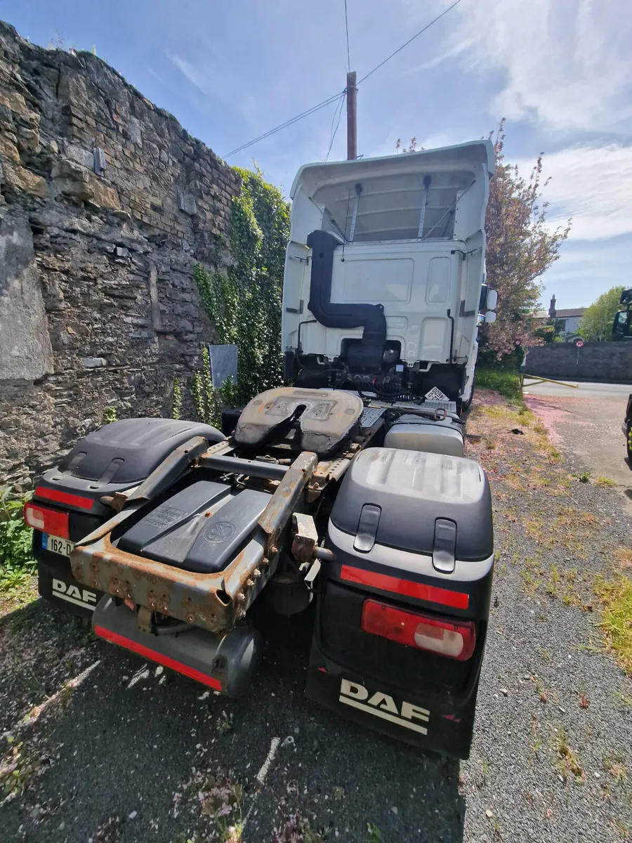 2016 DAF CF410 4x2 Tractor - Image 2