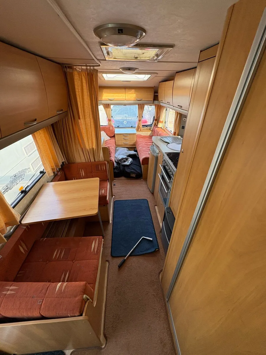 Swift charisma 6 berth caravan for sale - Image 3