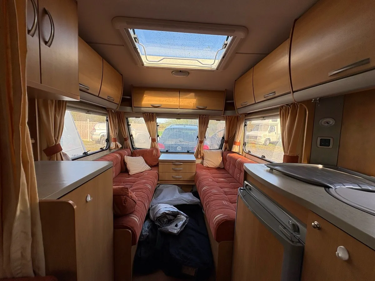 Swift charisma 6 berth caravan for sale - Image 4