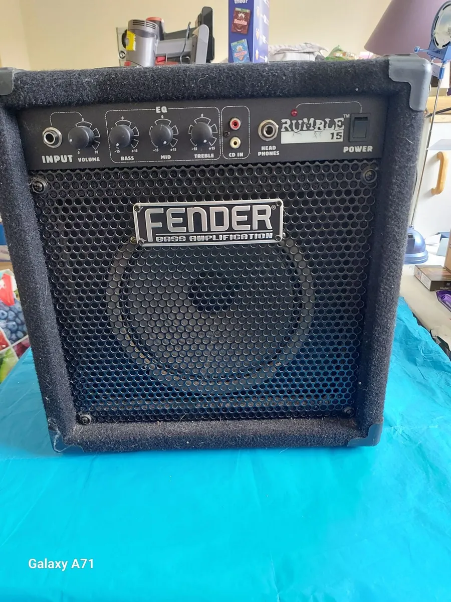 Fender Rumble 15 Bass Amplifier, excellent conditi - Image 1