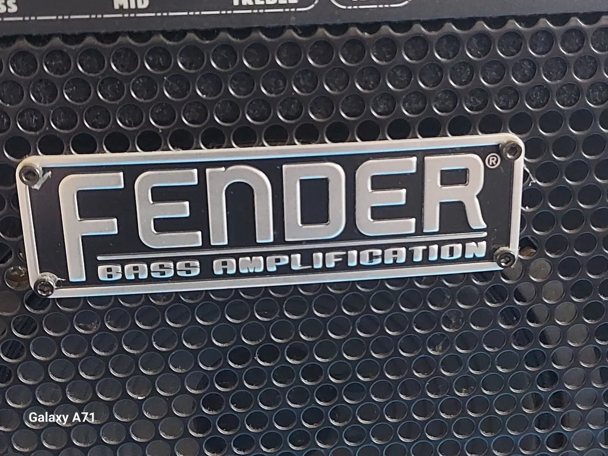 Fender Rumble 15 Bass Amplifier, excellent conditi - Image 4
