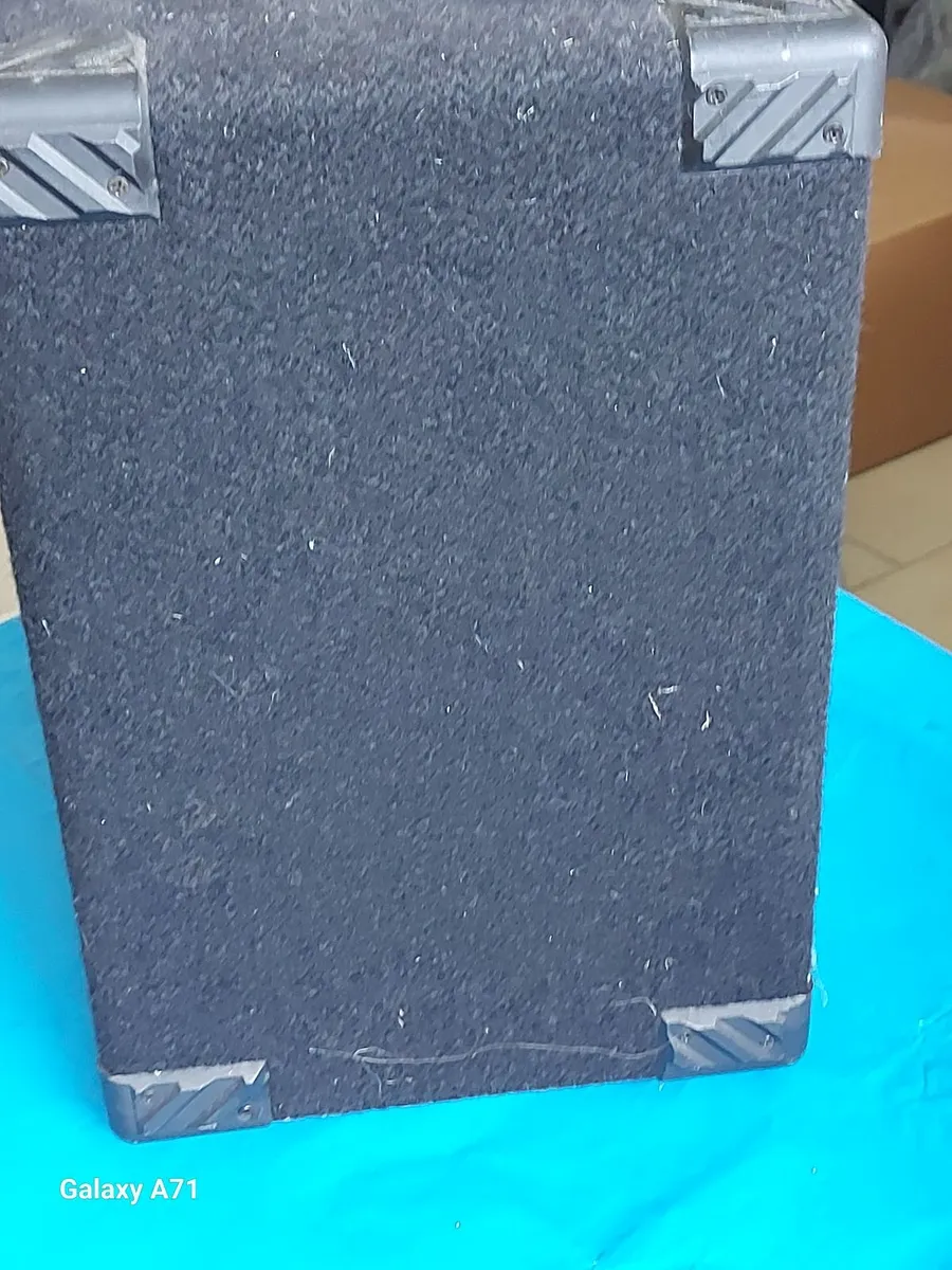 Fender Rumble 15 Bass Amplifier, excellent conditi - Image 3