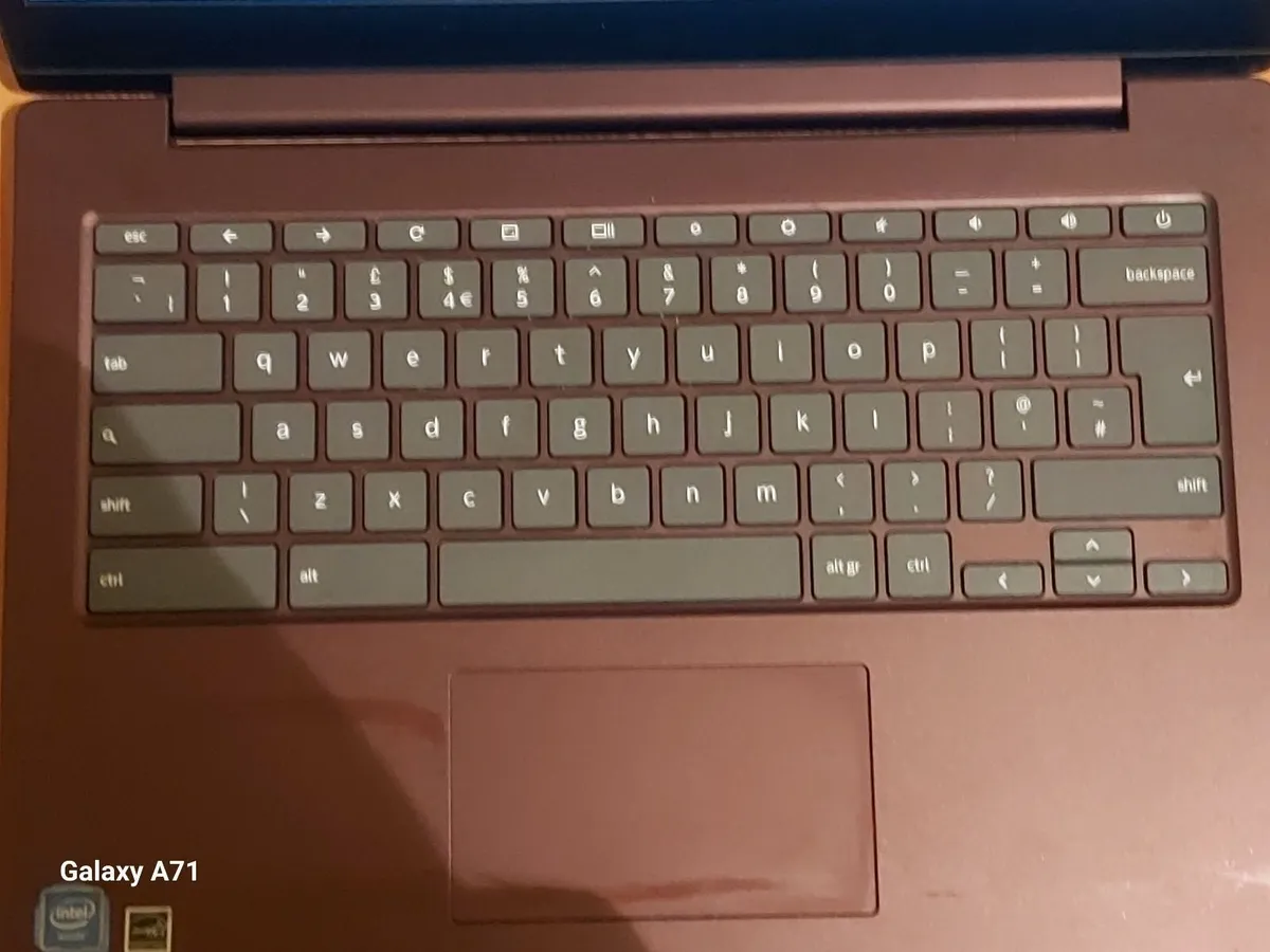 Lenovo Chromebook, 64GB, in NEW Condition - Image 3