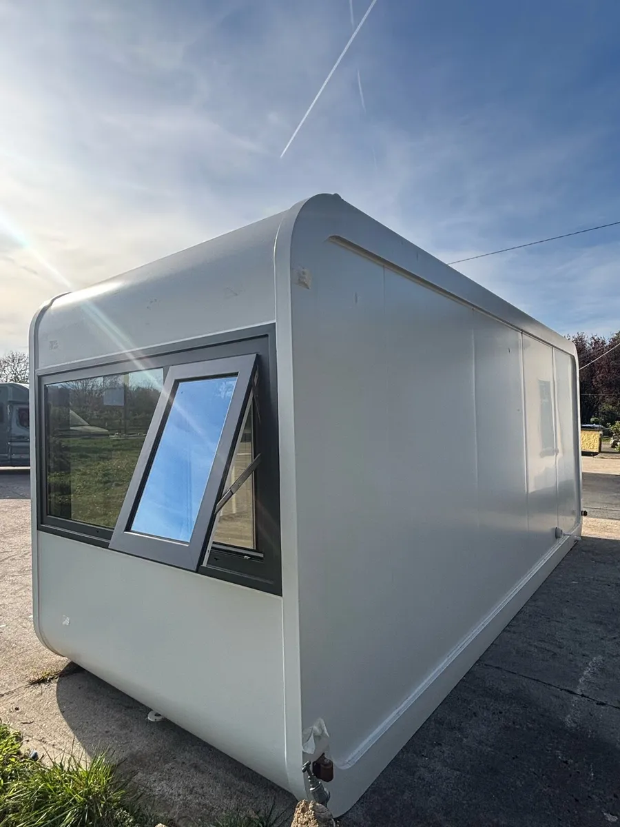 Office/ 1 Bed Room Pod with Toilet/Shower - Image 3