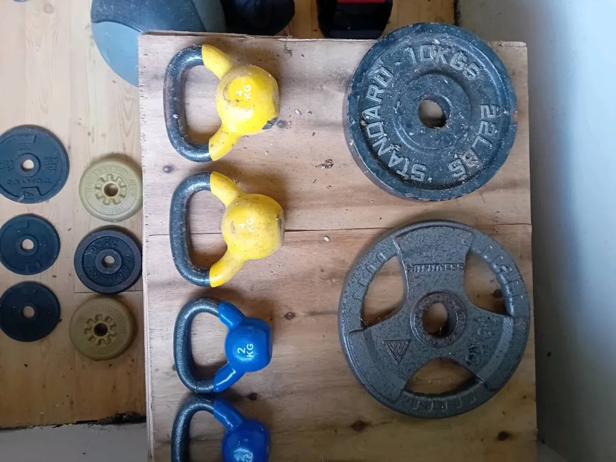 Gym equipment,weights etc.... - Image 4