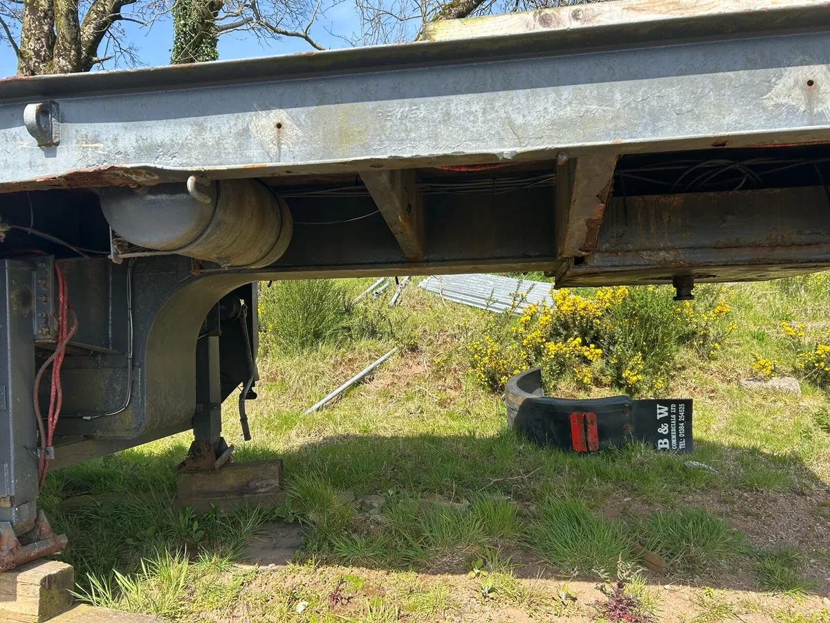 Low loader - Image 4