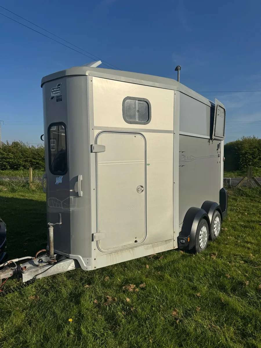 Ifor Williams HB 511 horse box - Image 3