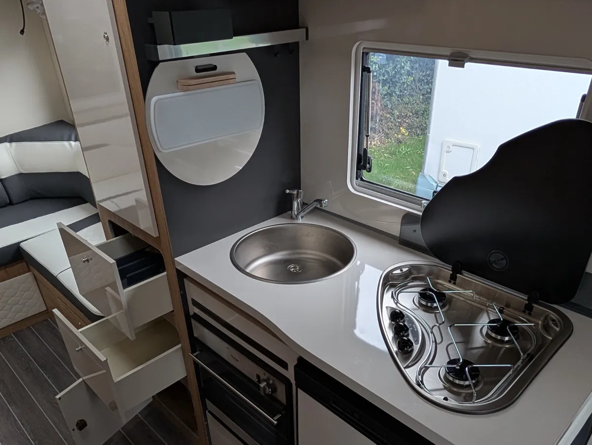6 Berth Motorhome with Drop Down Bed - Image 4