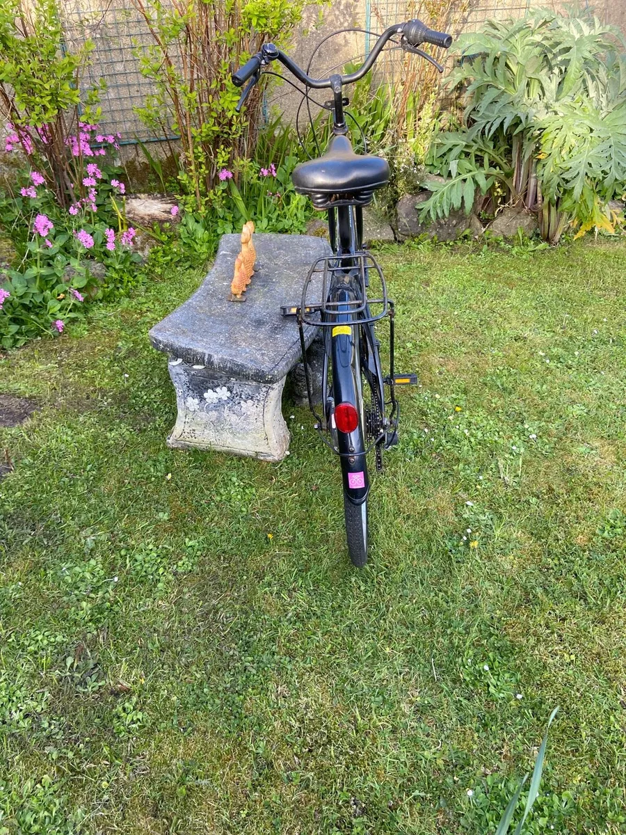 Lady’s. Bicycle - Image 2