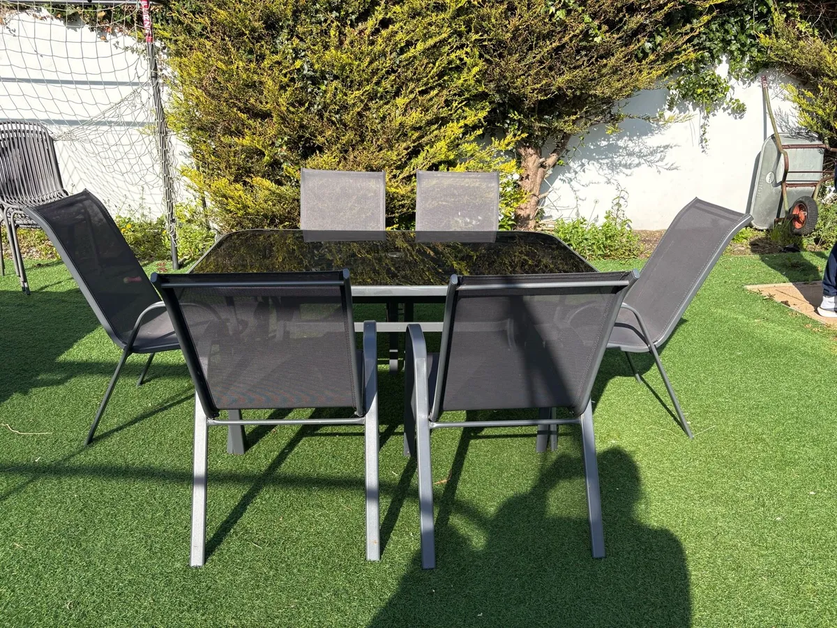Garden Furniture - Image 1