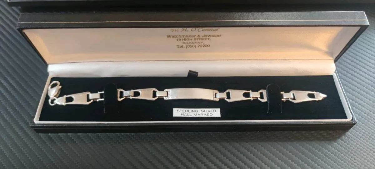 Sterling silver bracelet - Image 1