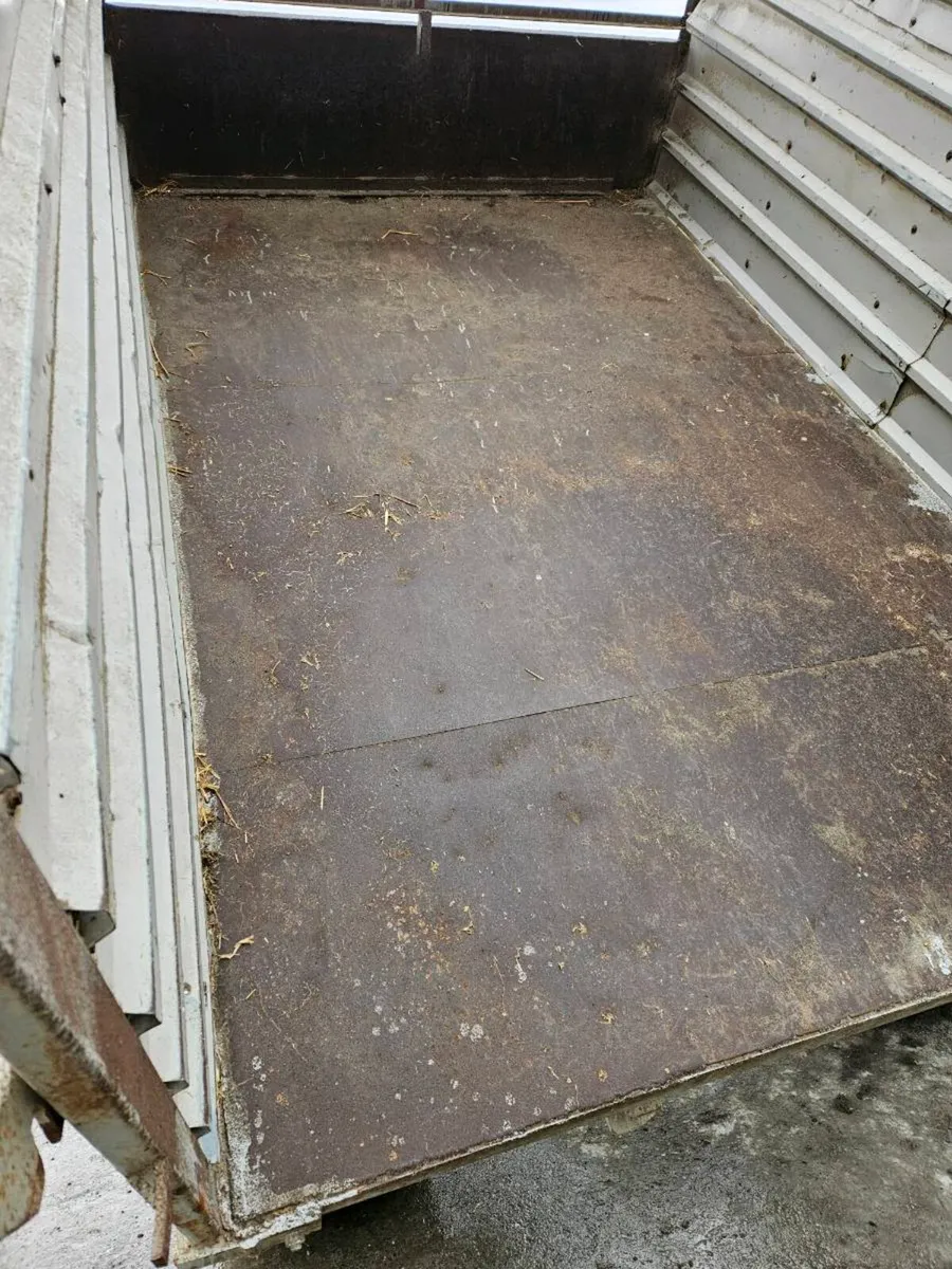 Silage trailer - Image 2