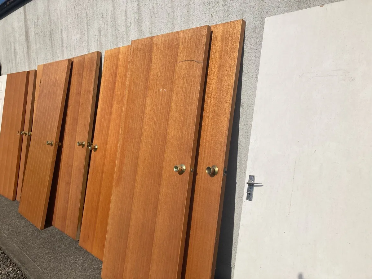 Flush doors - FREE - Image 1