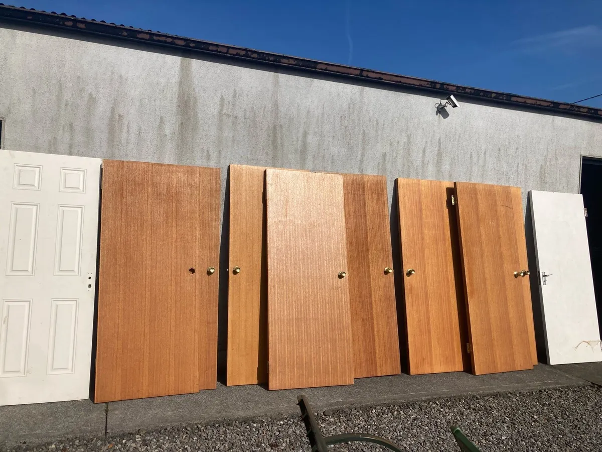 Flush doors - FREE - Image 2