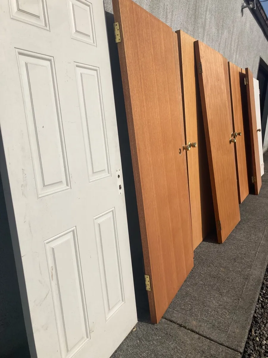 Flush doors - FREE - Image 3