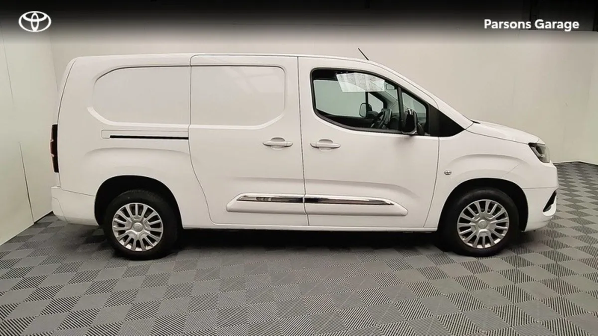 Toyota Proace City 1.5 D GX LWB 4DR - Image 3