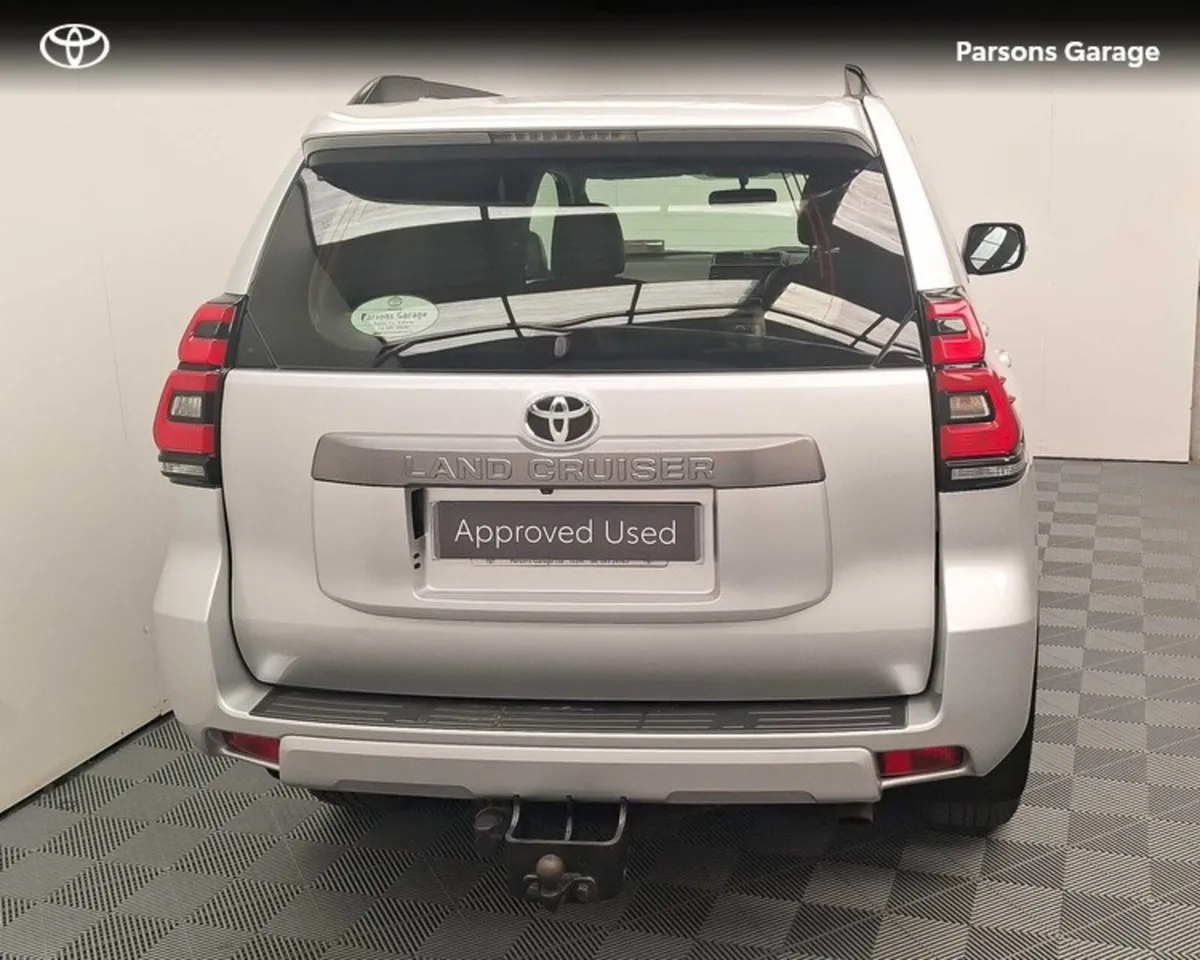 Toyota Land Cruiser LAND CRU LWB COMMERCIAL 4DR LC - Image 4