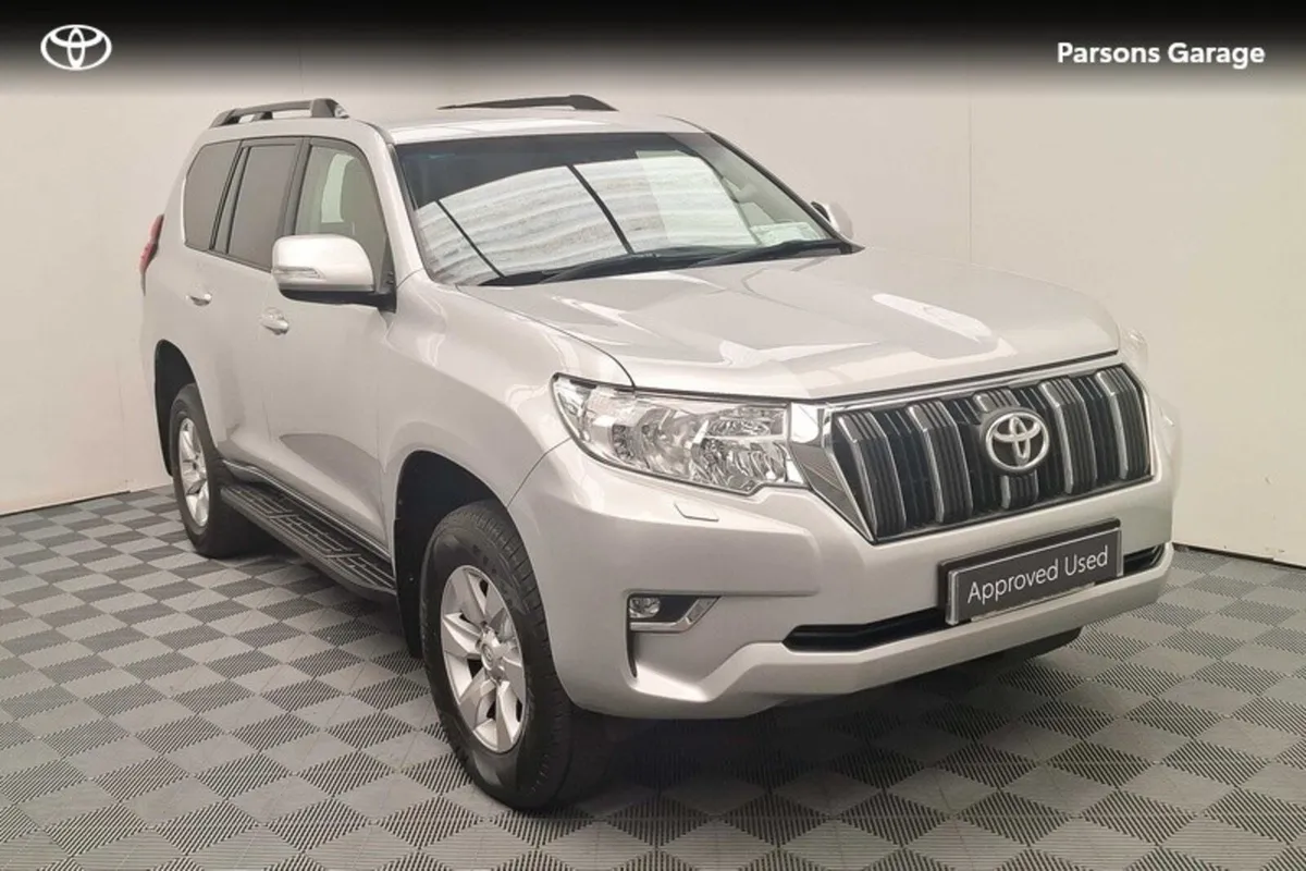 Toyota Land Cruiser LAND CRU LWB COMMERCIAL 4DR LC - Image 1