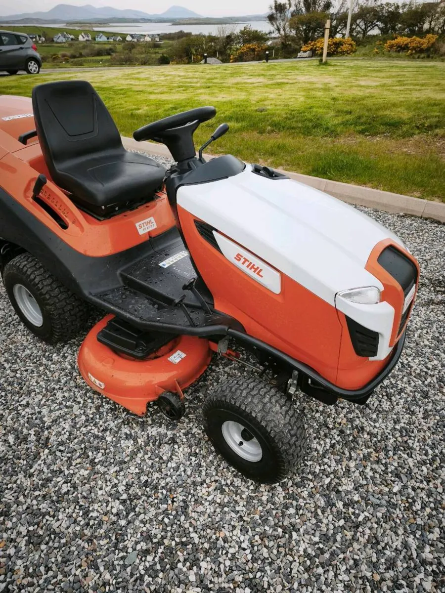 Stihl RT5112 Z Ride on Lawnmower 2024 - Image 2
