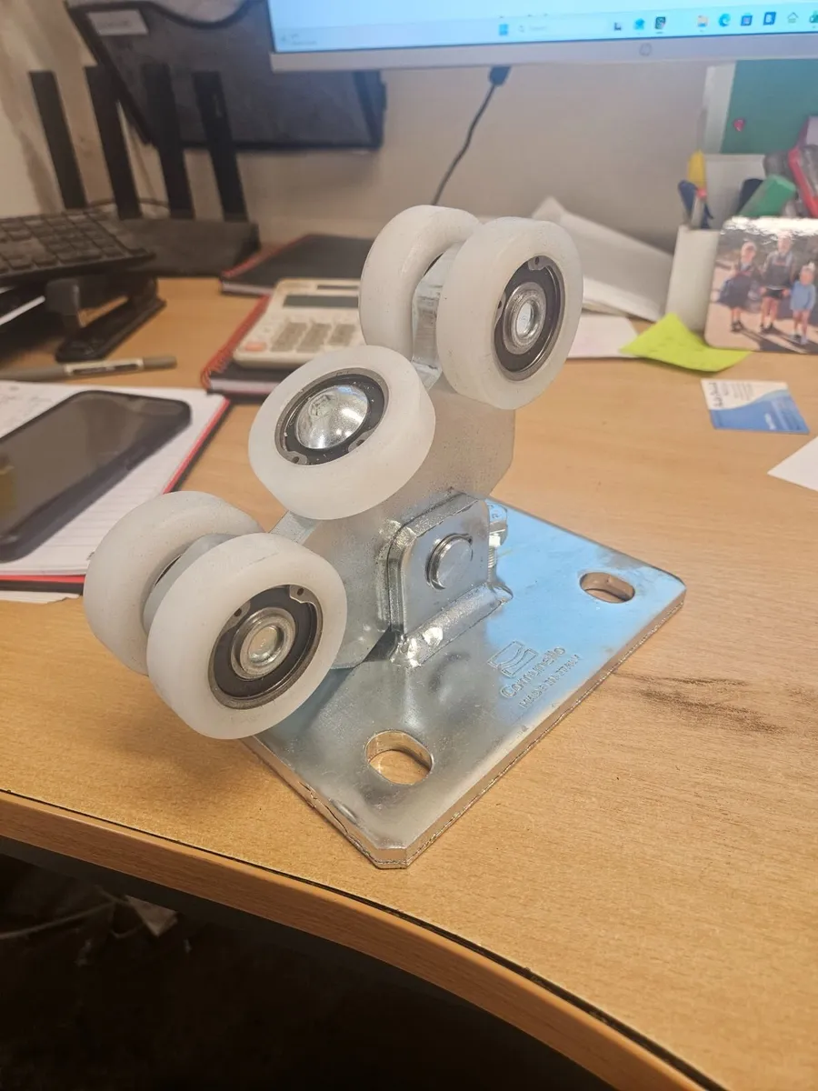 Aluminium Gate and Pedestrian Gate - Image 4