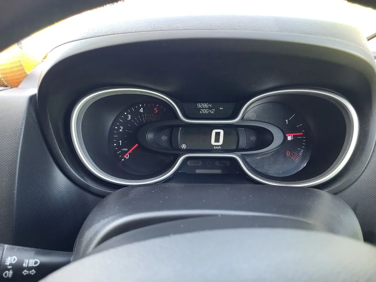 Renault Trafic 2021 - Image 4