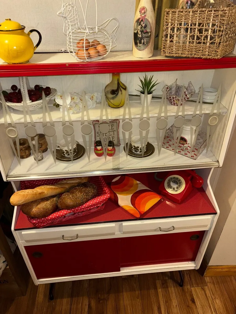 1960s sideboard - Image 4