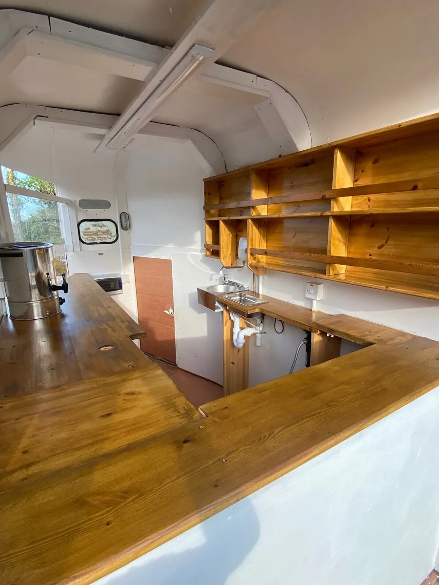 Catering trailer - Image 3