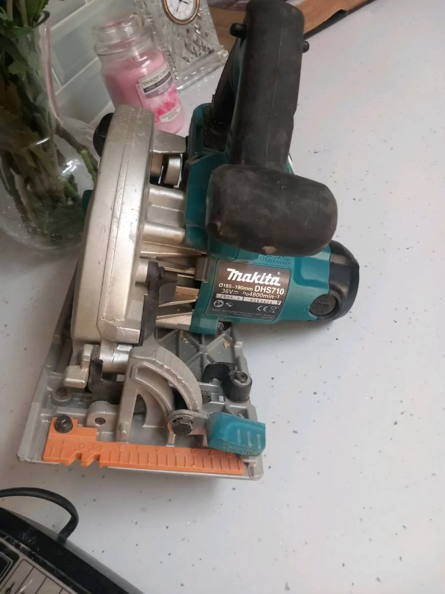 Makita cordless circular saw - Image 3