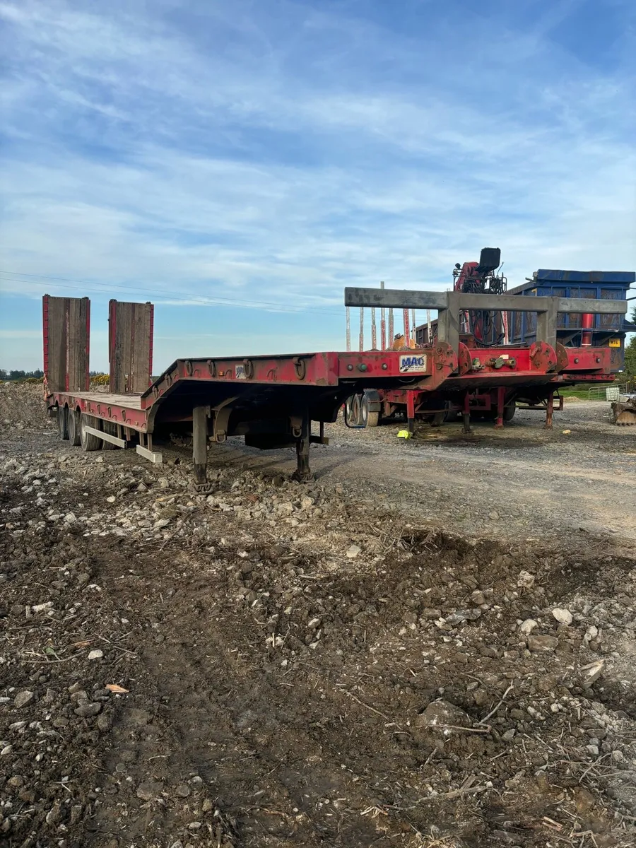 Mac tri axle low loader - Image 1