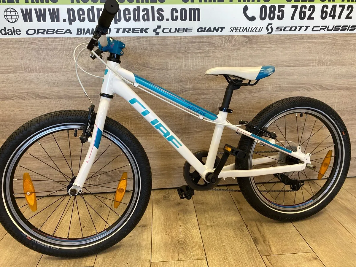 Cube access (like new) - Image 4