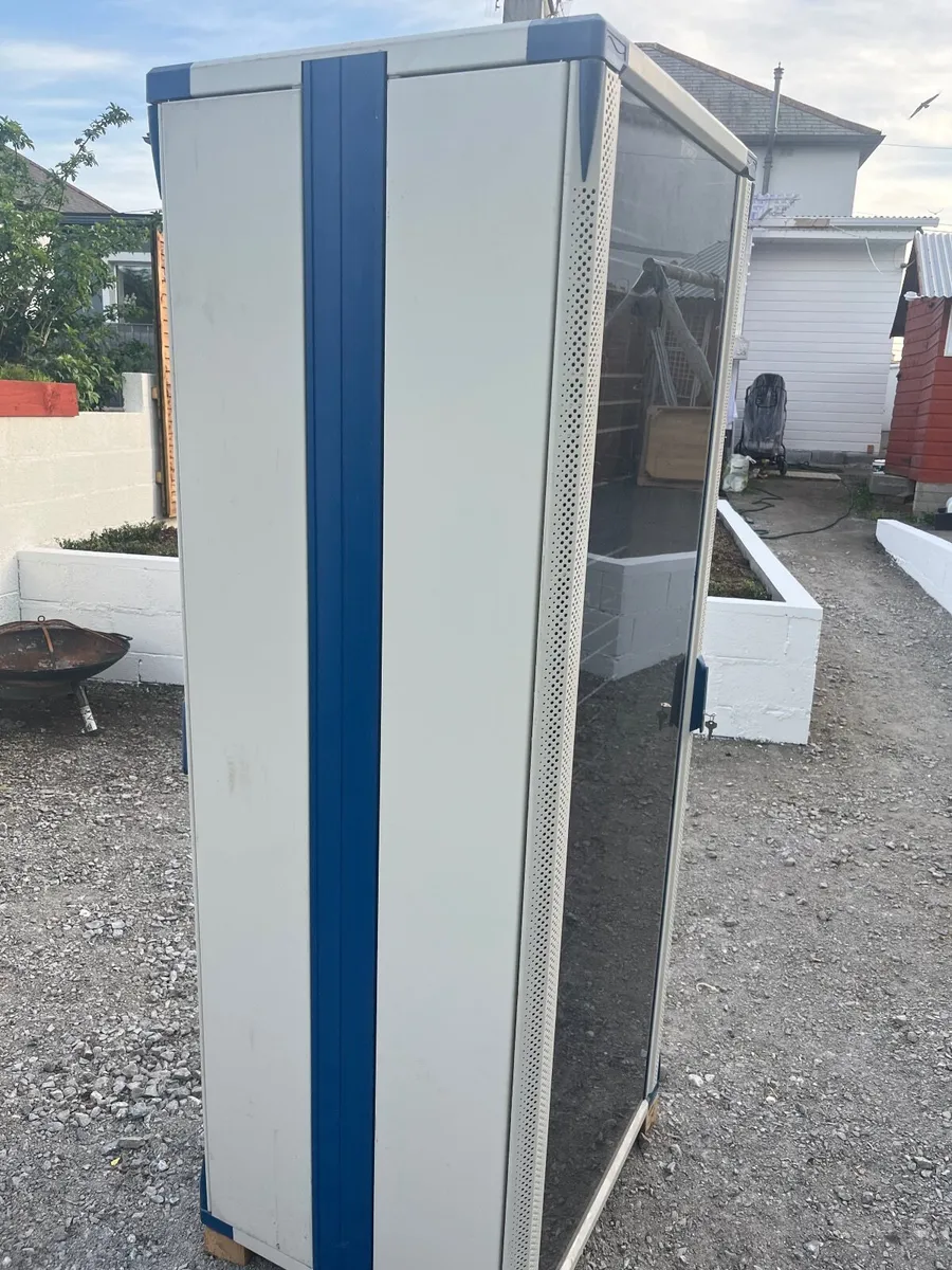 telecom cabinet - Image 3