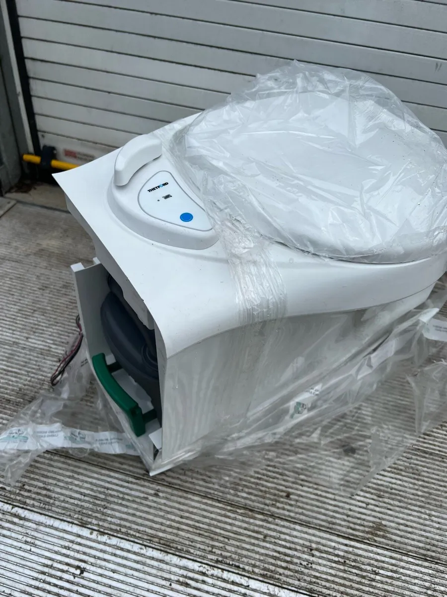 Camper Van Mobile Home Toilet Thetford C403L - Image 2