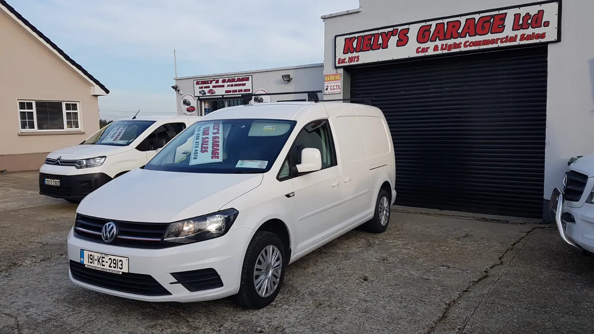 Volkswagen Caddy MAXI TRENDLINE 102BHP VAT INVOICE - Image 3