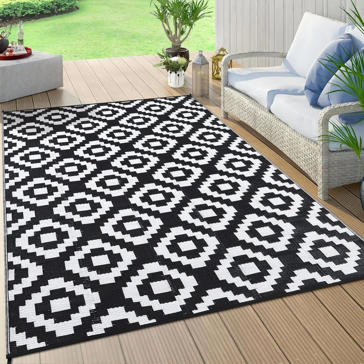 9x18 Outdoor Rug Waterproof Reversible Lightweight - Image 1