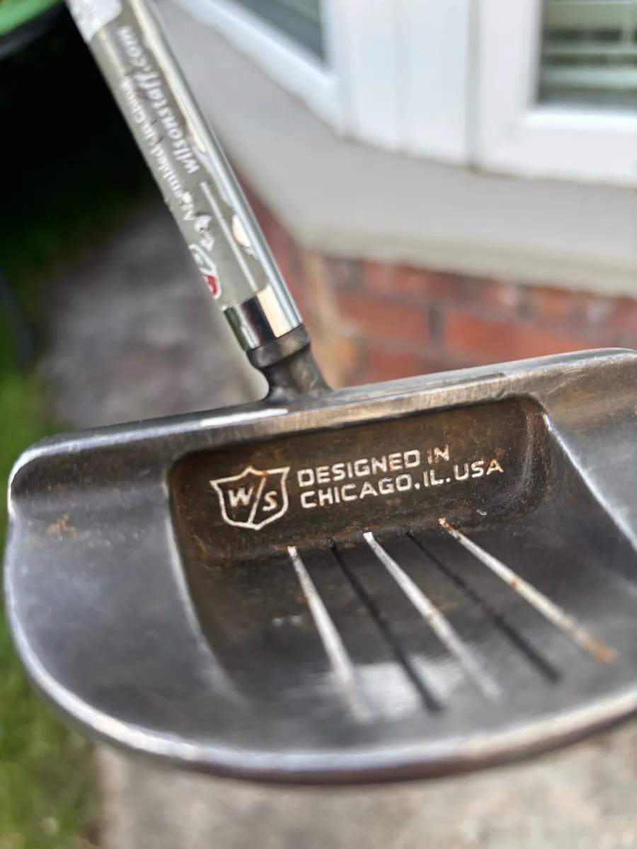 Wilson Staff Infinite Series mallet putter. - Image 1