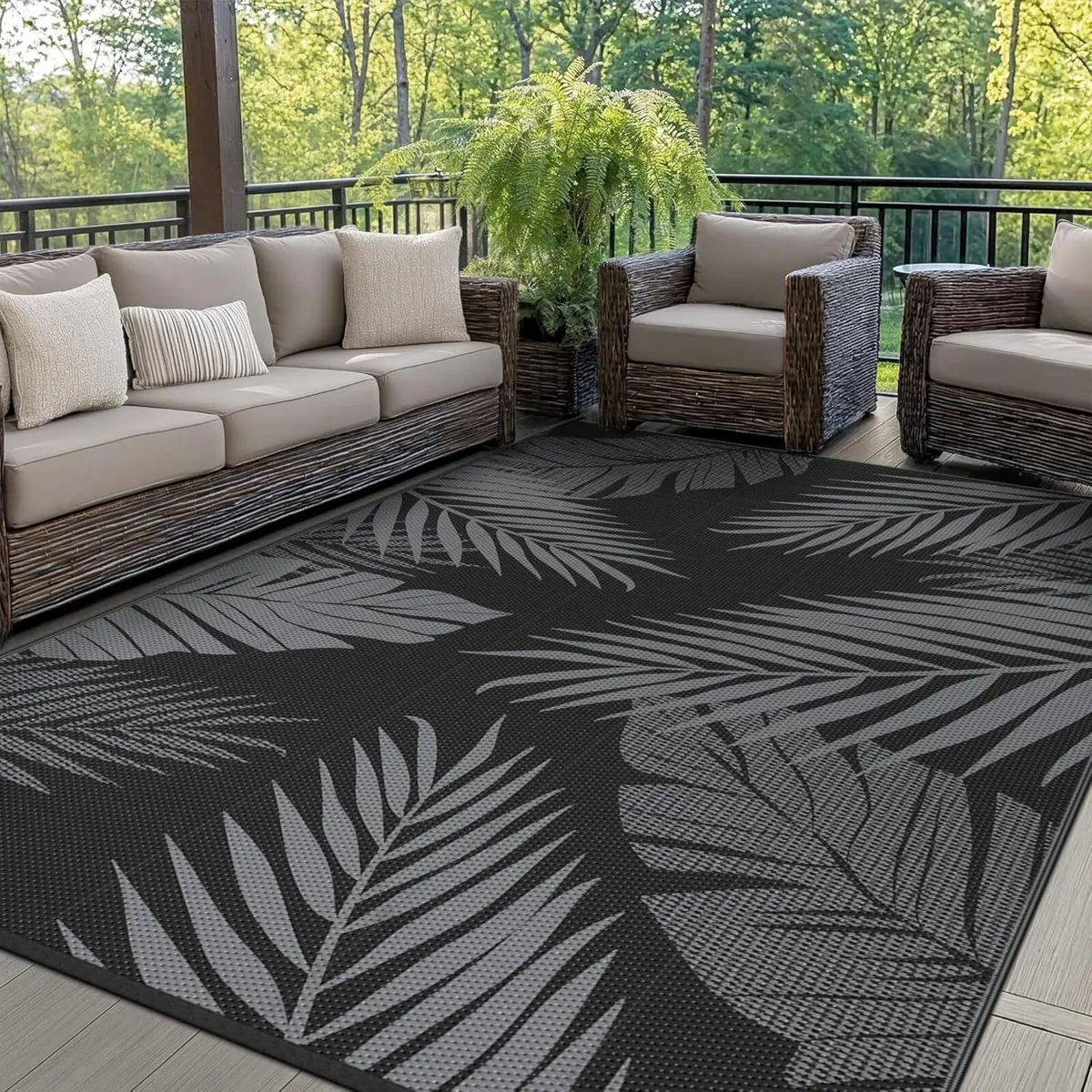 Outdoor Rug Garden Rugs Waterproof Reversible - Image 1