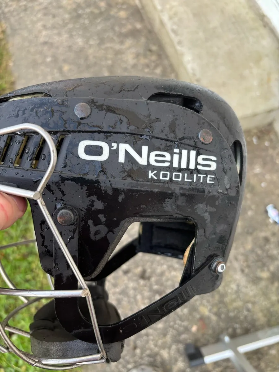 O'Neills Koolite Hurling Helmet - Image 2