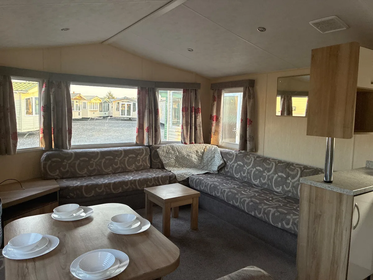 THIS RIO GOLD HAS BRAZILIAN STYLE - Image 2