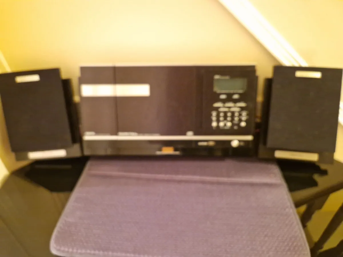 Morphy Richards Hifi System TUNER CD MP3 USB AUX - Image 2