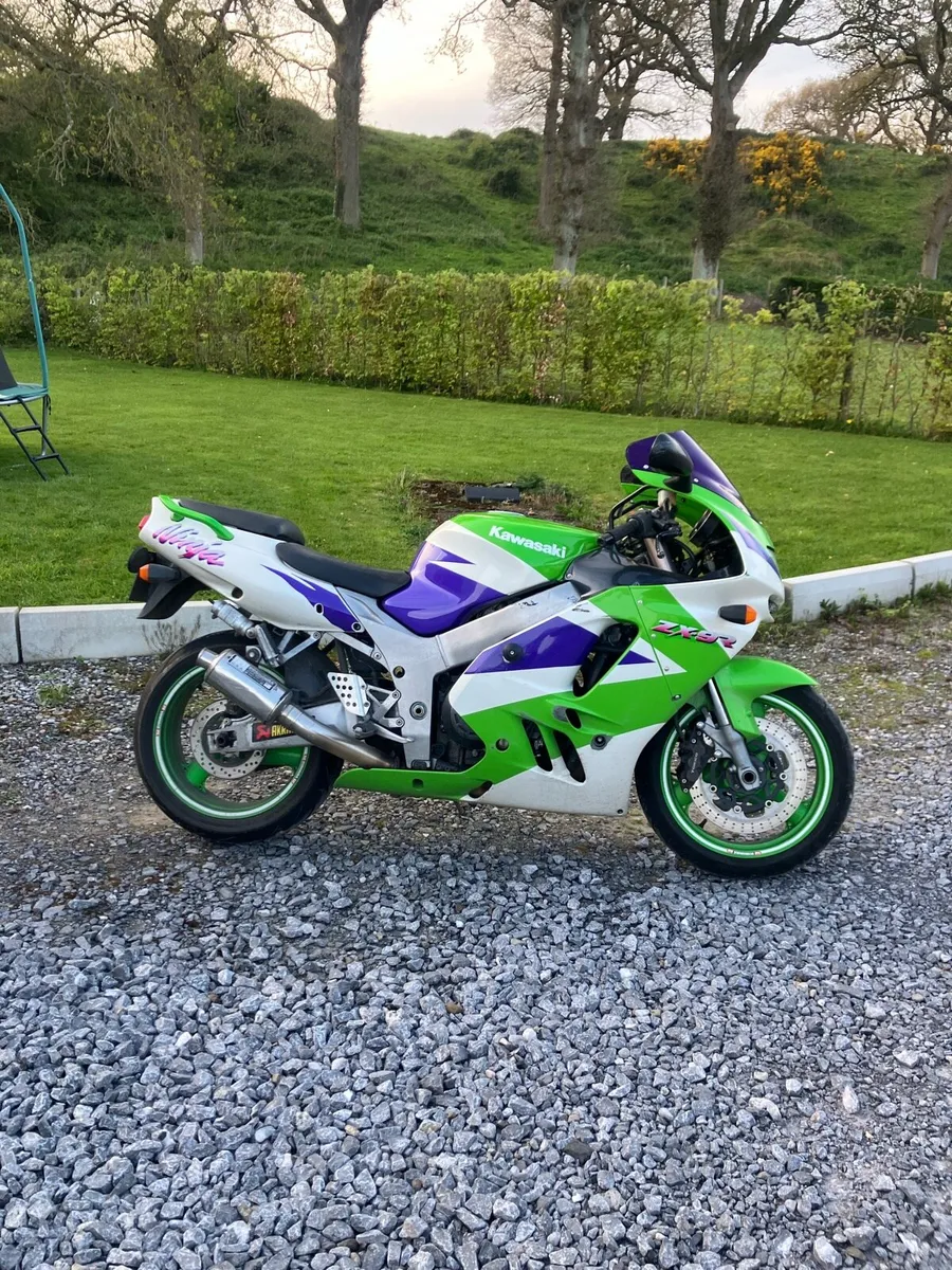 Kawasaki Zx9r 1996 - Image 1