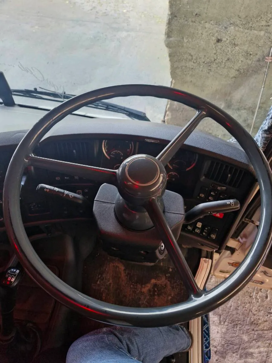 Steering wheel n mudguards infills - Image 1