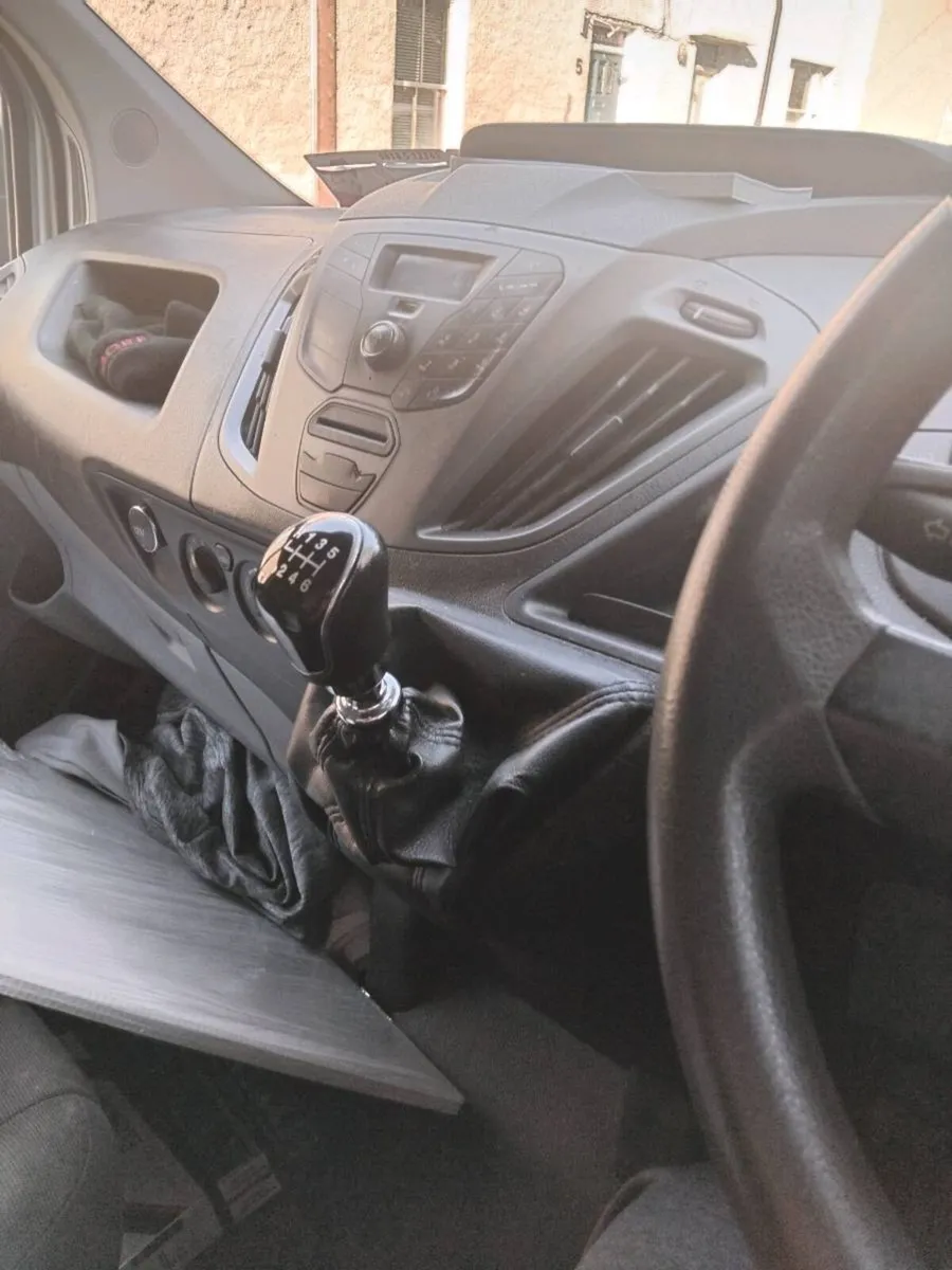 Ford Transit custom - Image 1