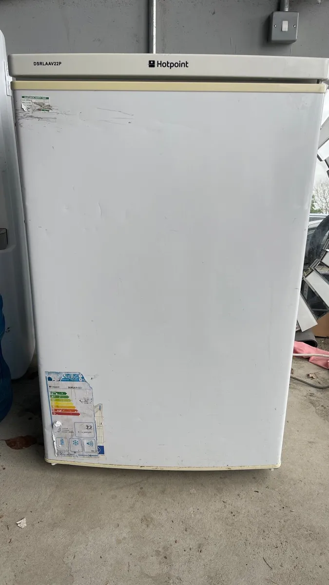 Small fridge - Image 3