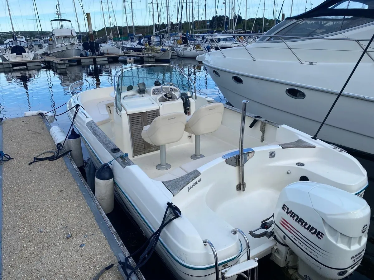 Jeanneau Cap Camarat 625 - Image 2