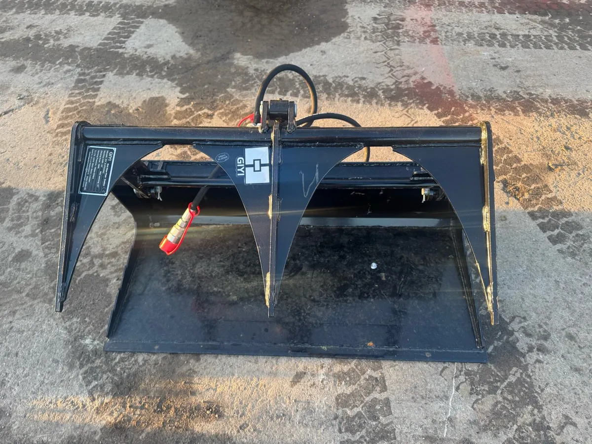 Skid steer attachments €750 unused - Image 1