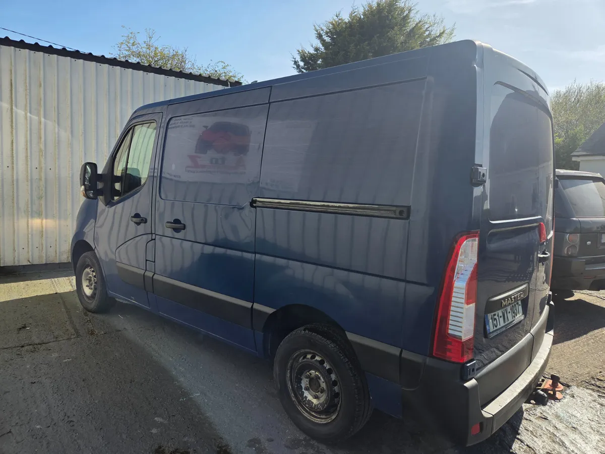 Renault Master 2015 - Image 4