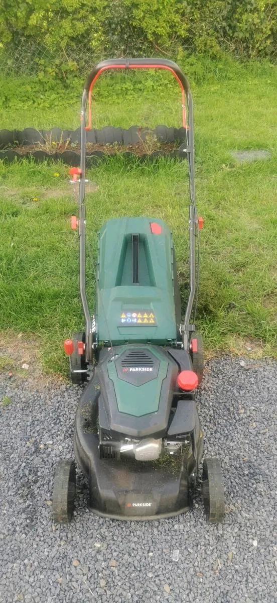Lawnmower
