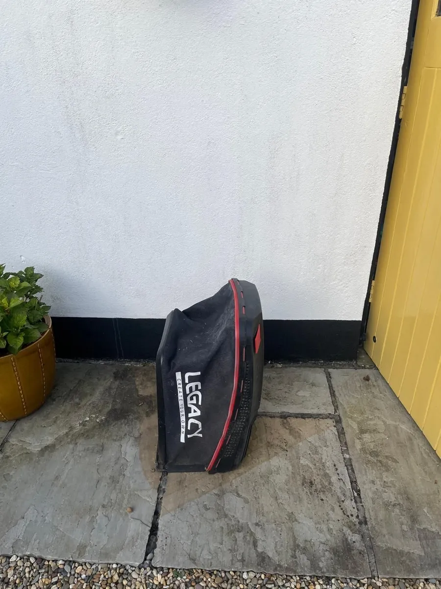 Lawnmower Legacy Lawnmower 139cc engine - Image 3